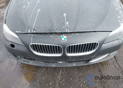 2012 BMW 528I xDrive z USA, uszkodzony, nr VIN WBAXH5C5XCDW02314